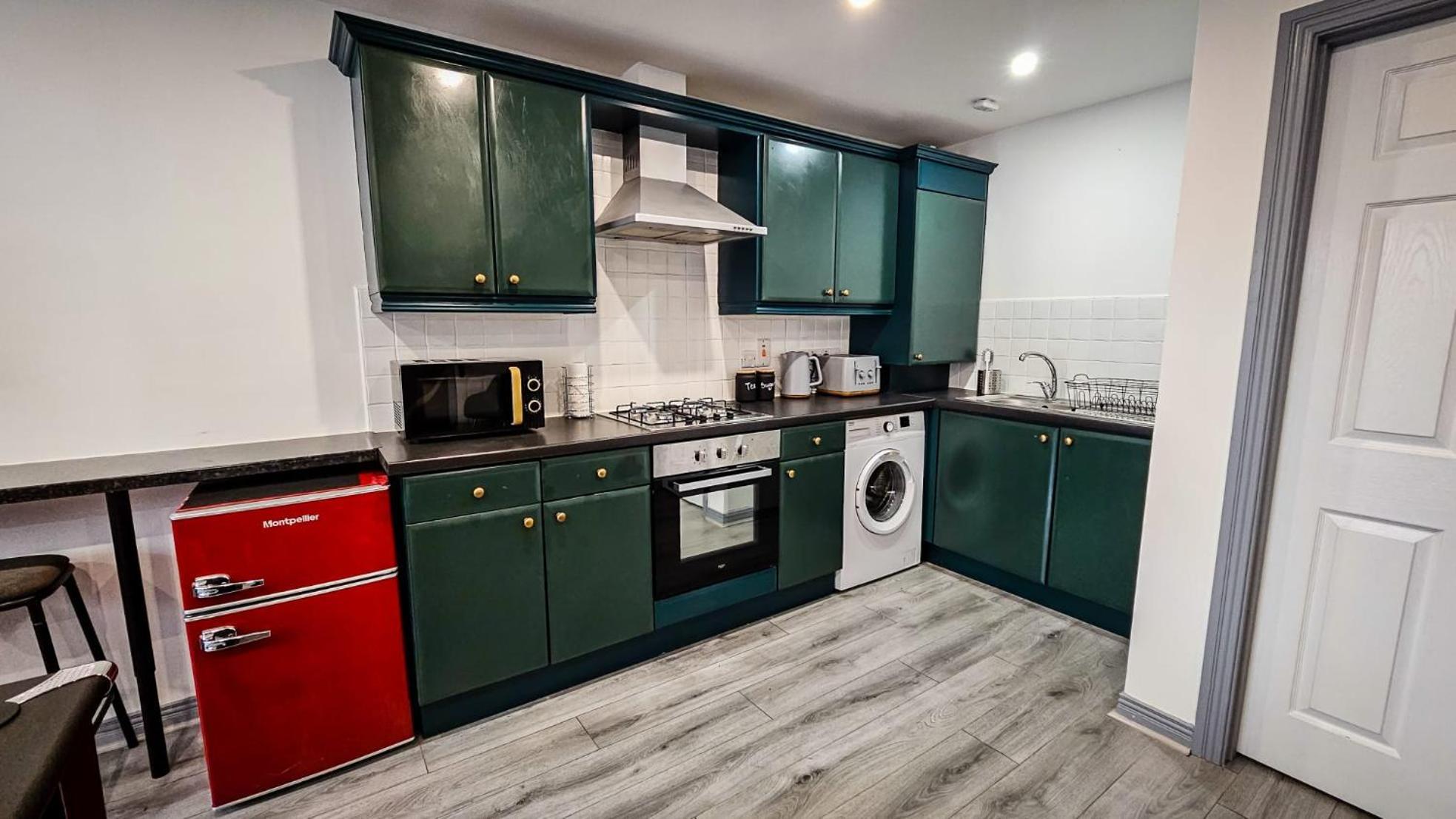 Modern City Centre Apartment Belfast Exterior photo